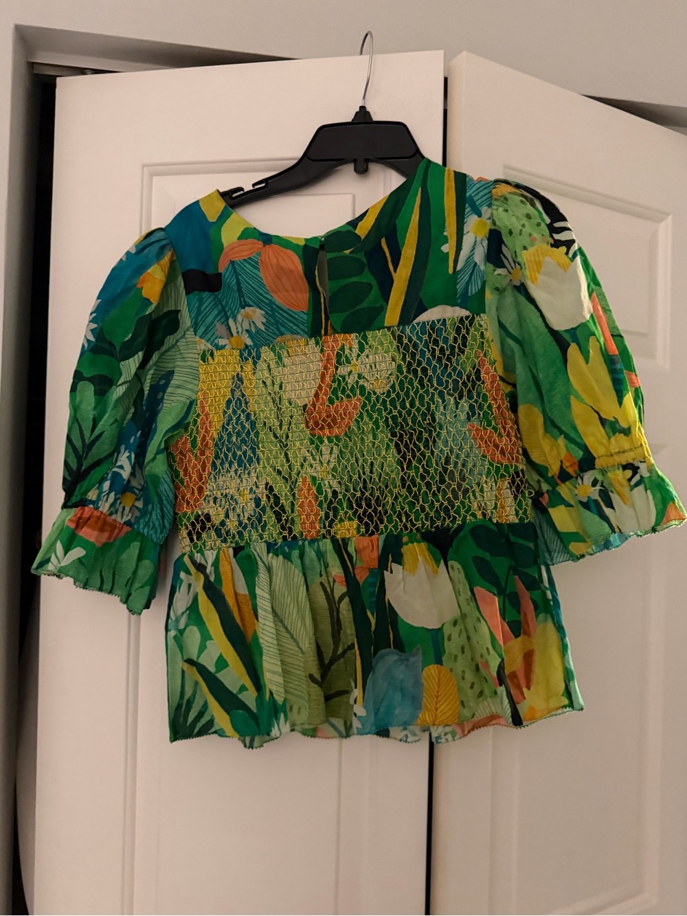 Farm Bright Green Floral Puff-Sleeve Smocked Top large - Picture 5 of 6